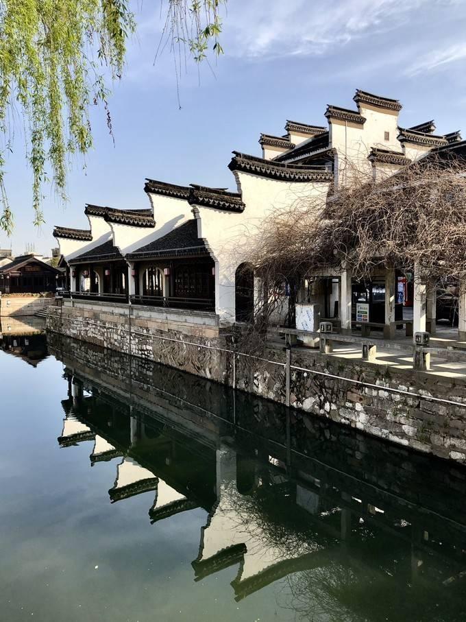 中国央行宣布降准 释放长期流动性约1万亿元